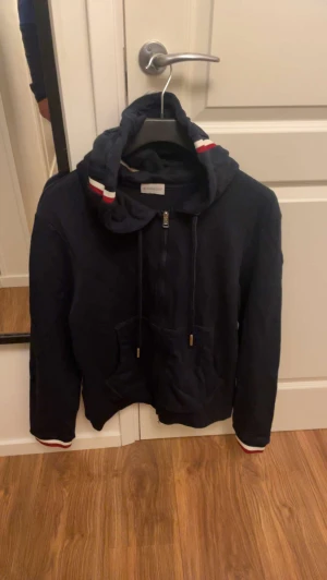 Moncler kofta  - Helt ny i påse 