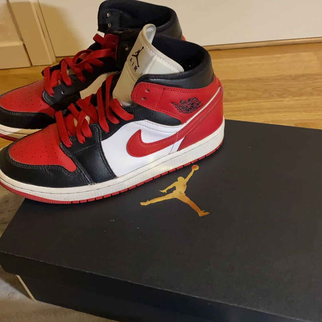 Jordan 1 röd - 27