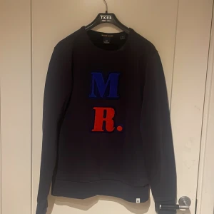 Scotch & Soda tröja - Fin tröja från Scotch & Soda, mycket fint skick. Passar personer bra som är runt 175cm.