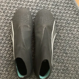 Fotbollsskor  - Bra fotbollsskor 