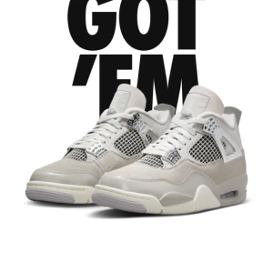 Jordan 4 Frozen Moments 43 - Säljer jordan 4 frozen moments i storlek 43