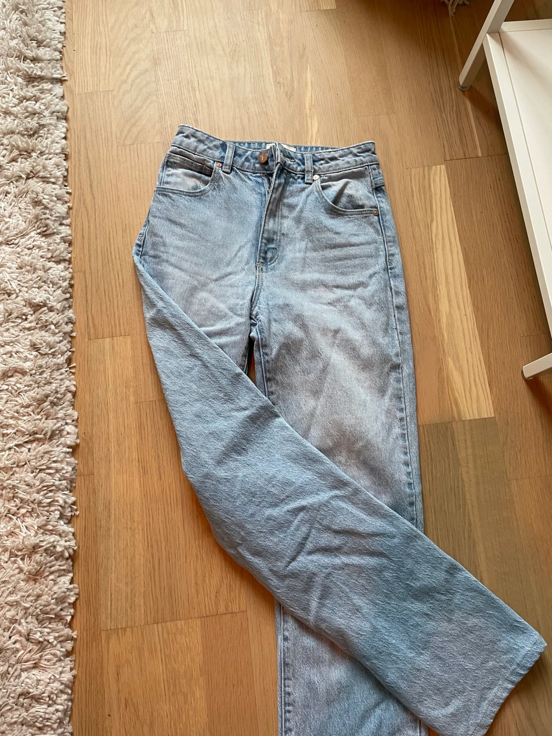 Jeans från A-brand - 90