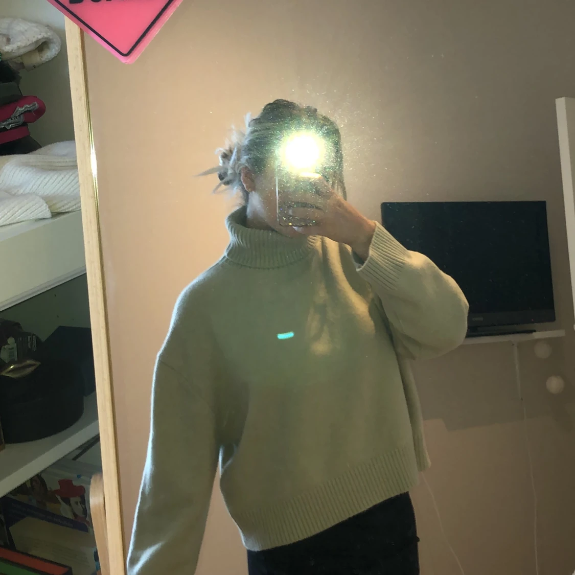 Ljusgrön stickad tröja