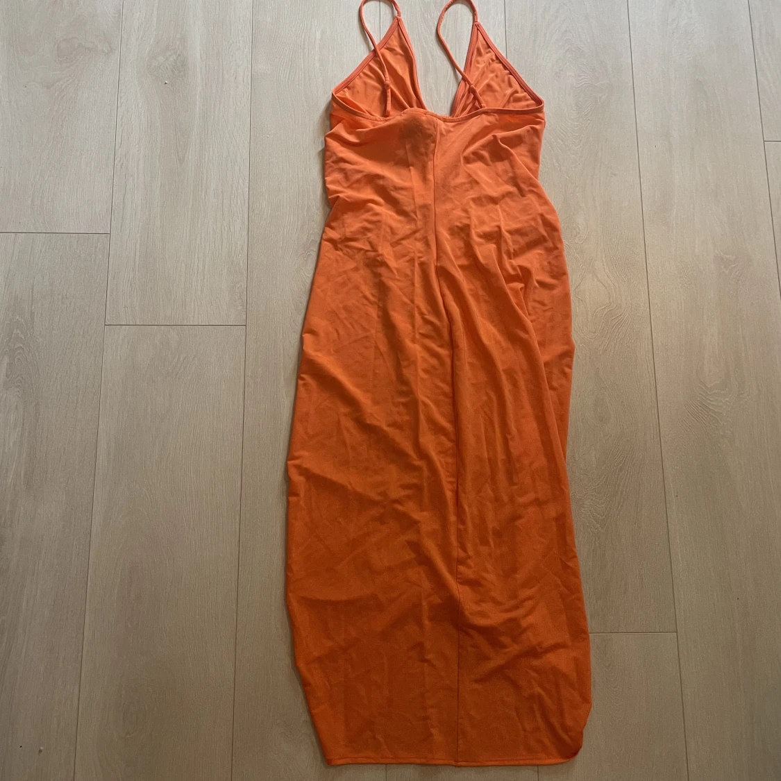 Orange klänning - 91