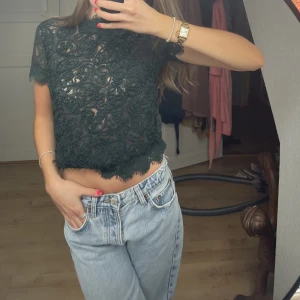 Spets topp - Fin spets topp från zara i grönt, stl S super skick!