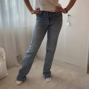 Perfekta Levis 501xx vintage, storlek 30/38, passar som 36