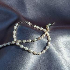 Handgjorda pärlarmband i äkta silver 🤍