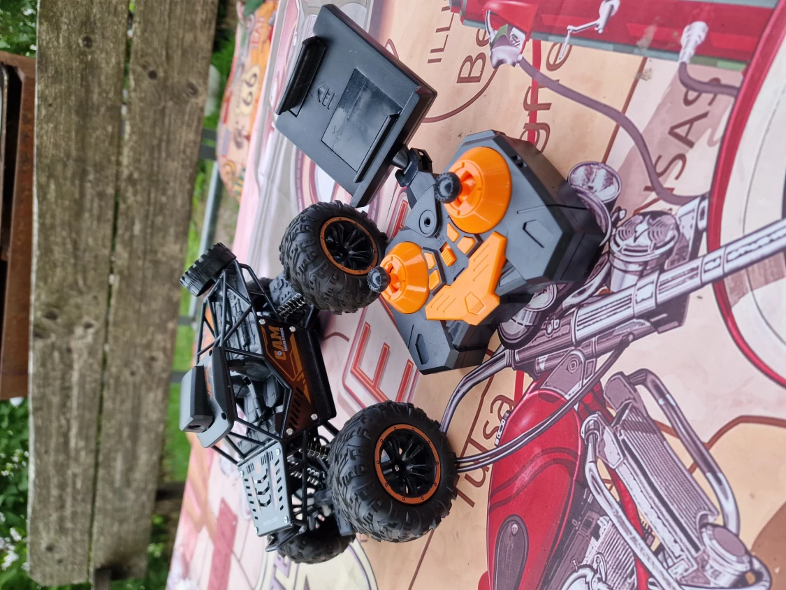 Fjärrstyrt  bil med kamera