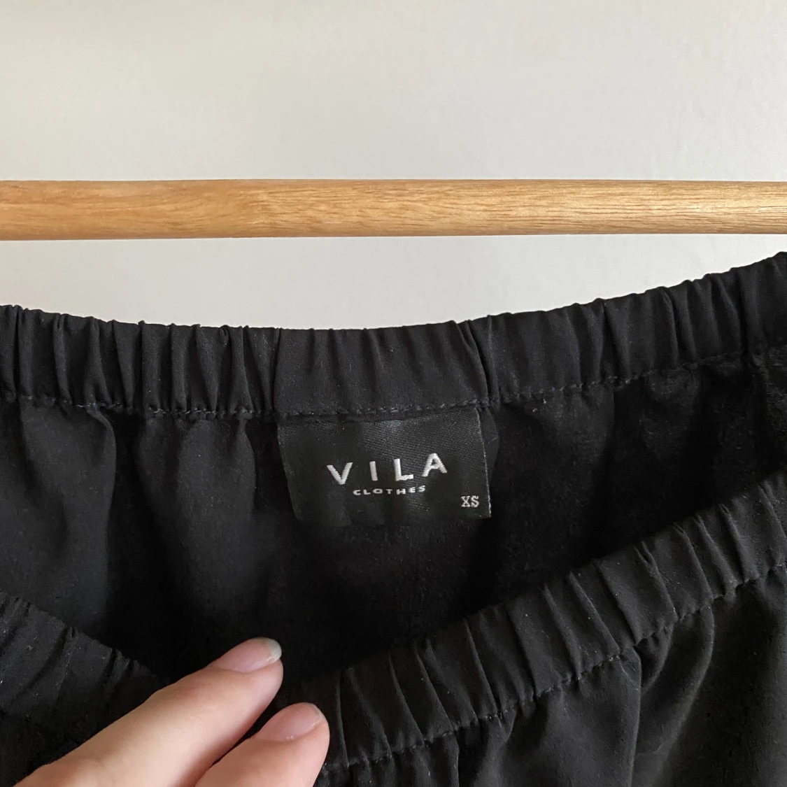 Off shoulder blus  - 90