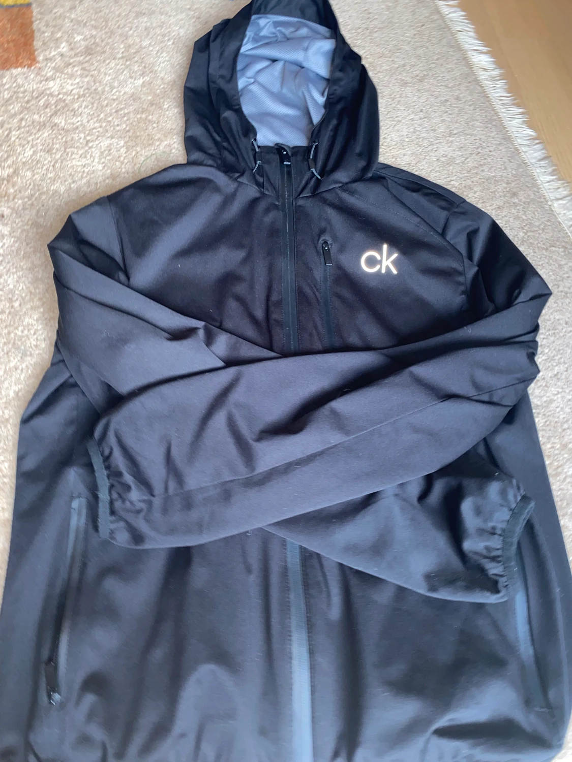 En fint Calvin Klein sonar jacka - 90