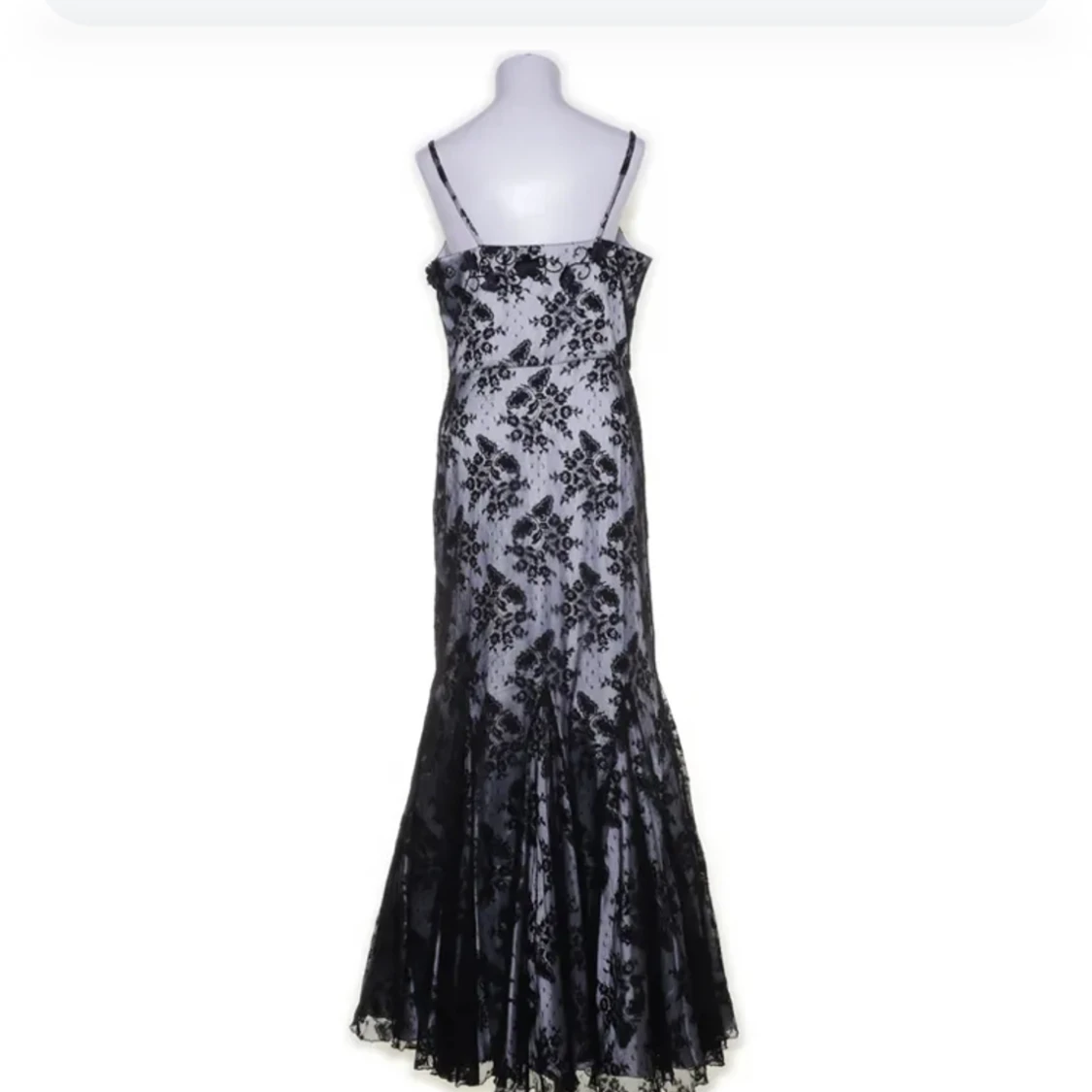 balklänning från dynasty - 91