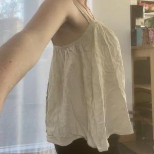 Linne - Från Weekday. S. Köparen står för frakt!❤️❤️❤️