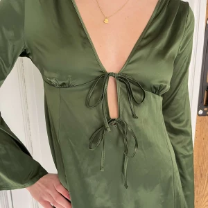 Trendig klänning - Klänning från ASOS storlek 38, passar 34-38, kortare i längden, aldrig använd