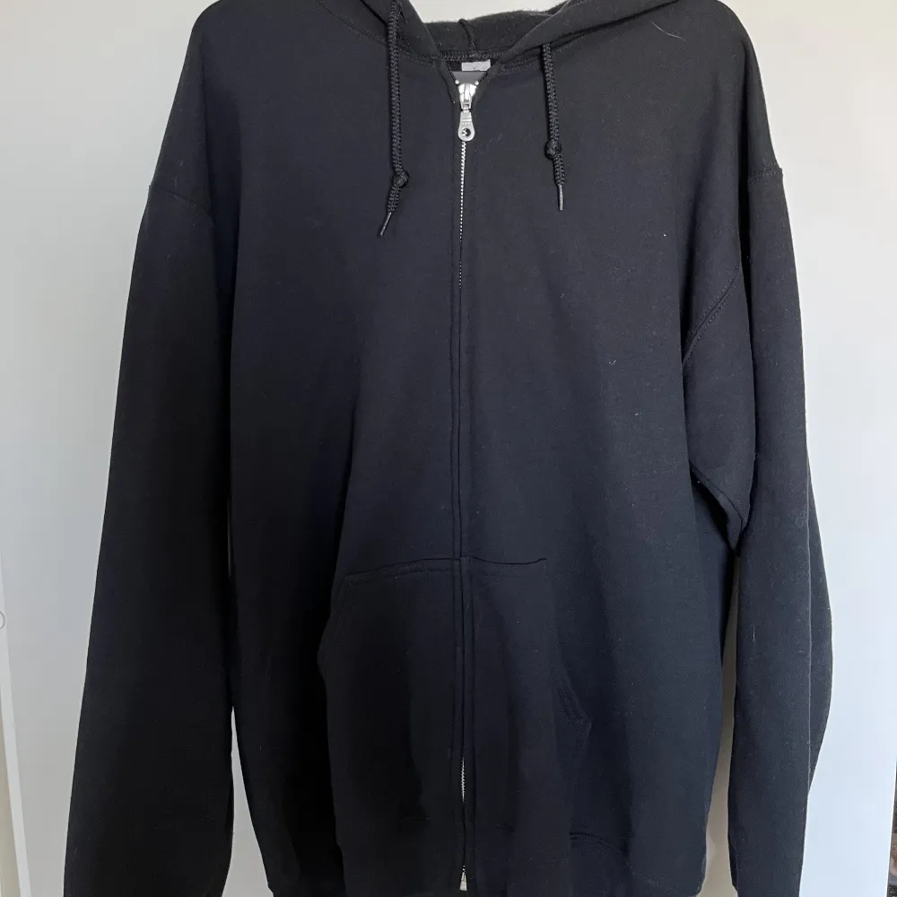 - Nästan aldrig använd - Bra kvalitet. Hoodies.