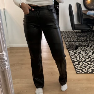 Skinn byxor  - Använd en gång 🫶🏼