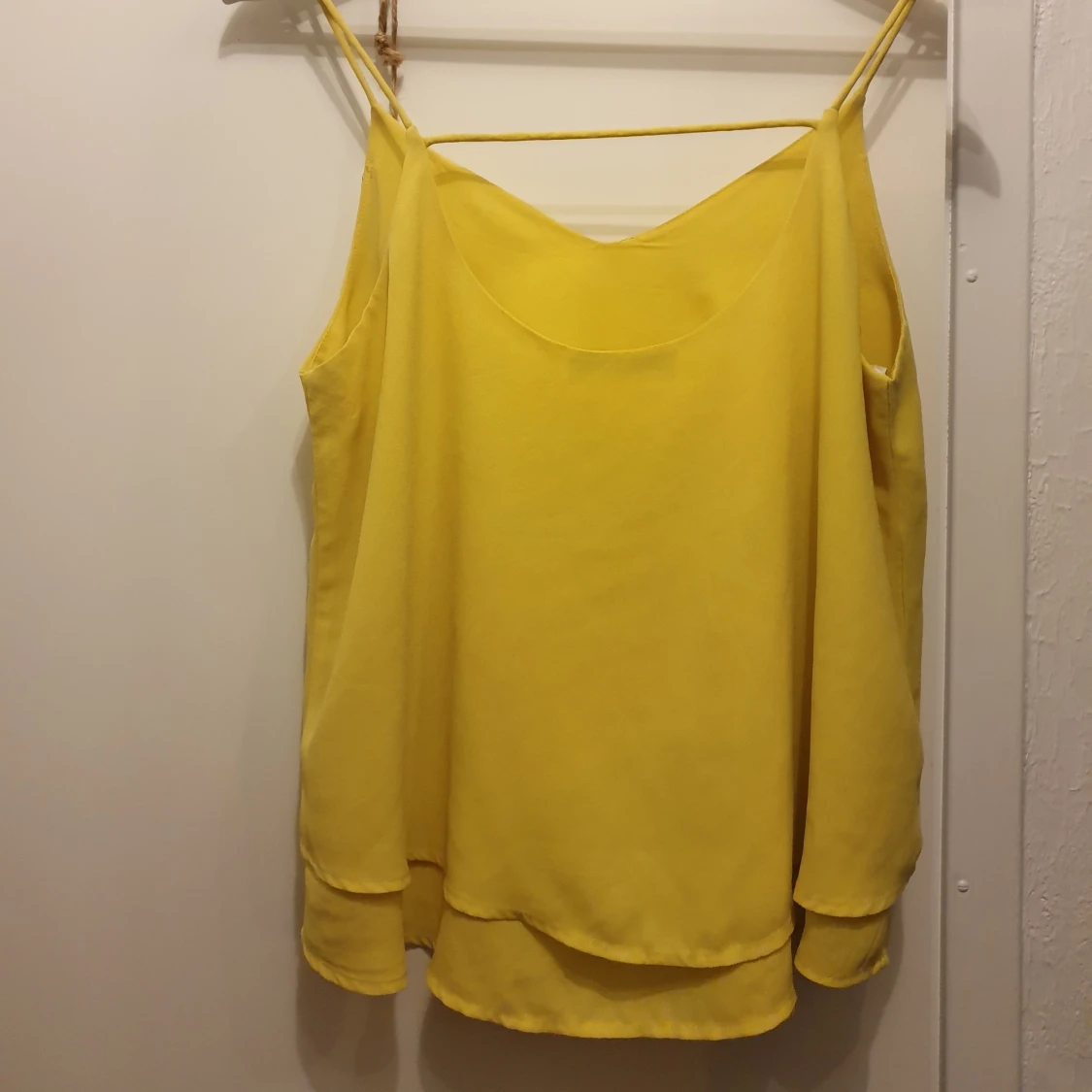 Gult somrigt linne - 91