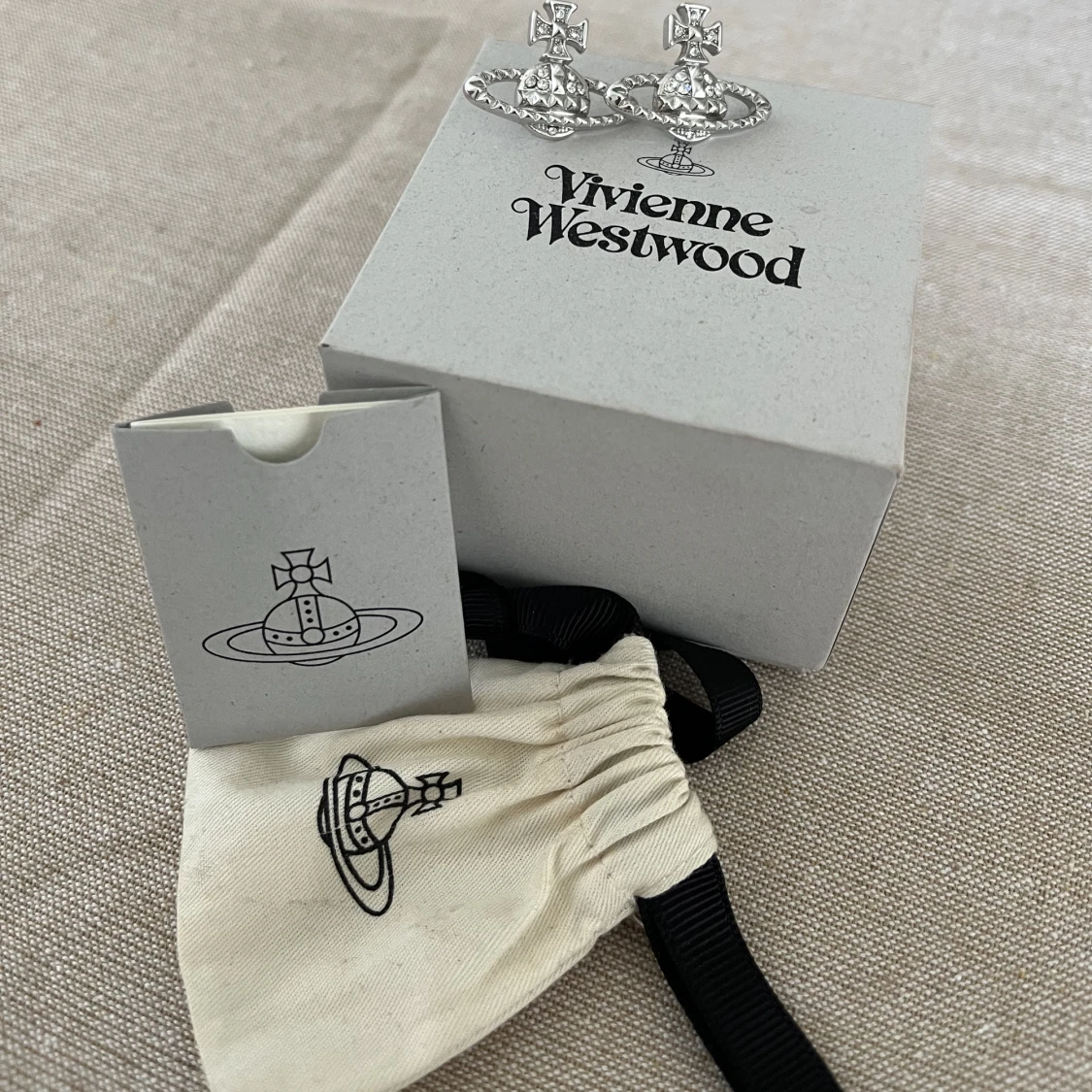 Vivienne Westwood örhängen  - 91