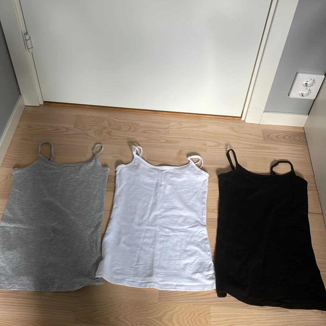 3 stycken linnen från primark i Spanien  - 90