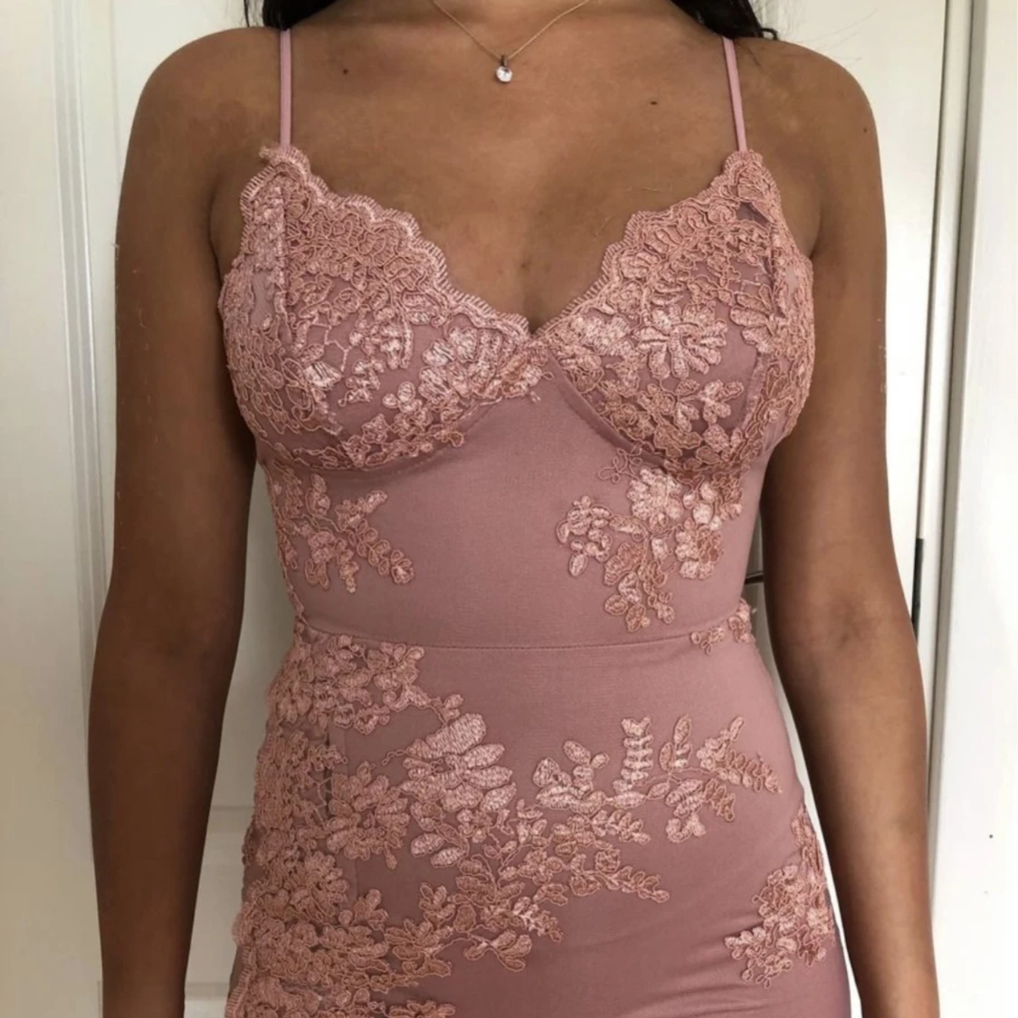 billig festklänning 