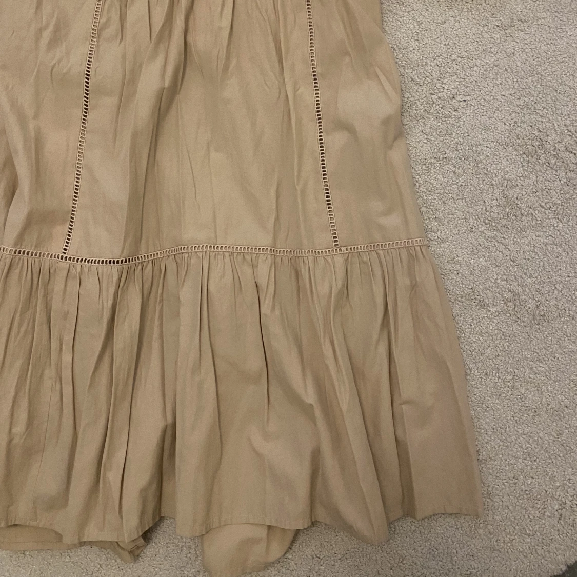 Ursnygg beige klänning!  - 91