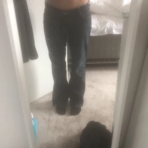 Jeans - Är 172 cm. Knappt använda