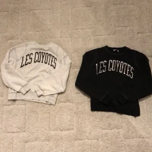 Les Coyotes sweatshirt - Säljer dessa as snygga Les coyotes tröjorna då de inte kommer till andvändning, köp styckvis eller båda för 400kr! Kan tänka mug att gå ner i pris. Nypris: 1300kr! Kom privat för fler bilder!!!💗💗💗❤️❤️