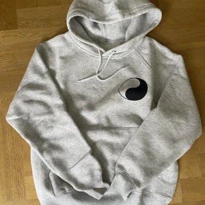 Work Shop Hoodie  - Work Shop Hoodie,    Aldrig använd  Storlek 44