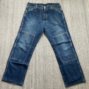 Big star jeans  - Sjukt feta big star jeans i grymt skick! Baggy fit i size 34 sitter som 33/32 