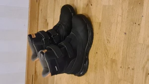 Vinterskor märke Kavat st 39 - Fina vinterskor märke Kavat i toppen skick 