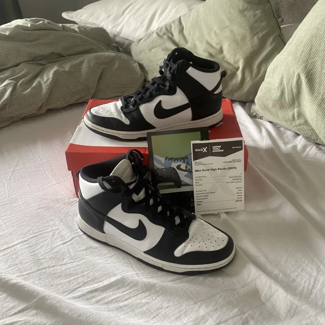Nike panda dunk high