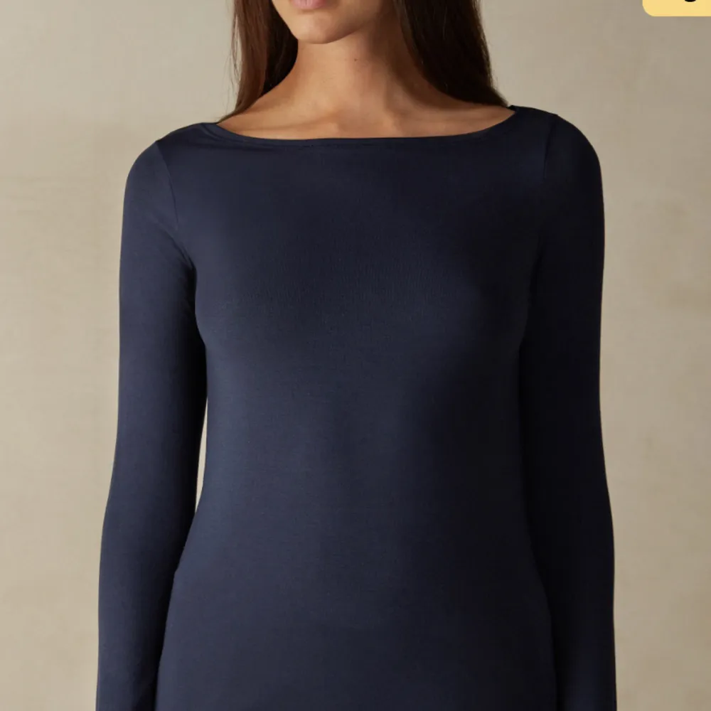 Säljer min intermissimi tröja i den tjocka modellen ordinarie pris 320kr säljer för 250. Är som ny. Tröjor & Koftor.