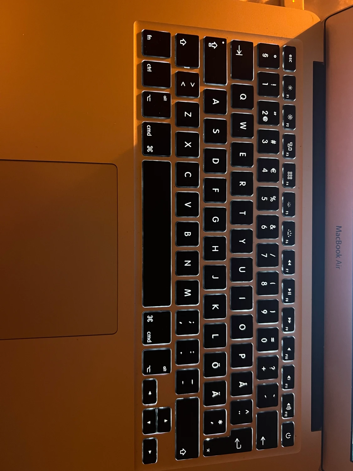 MacBook Air 2015  - 90