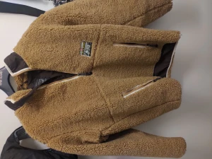 Levin's  - Hej? Bilderna är kanska slarvig tagen. Skick är bättre var det ser ut på foton. Använder dem mesta av de är knappast används önska du mer bilder ,,det bara pm