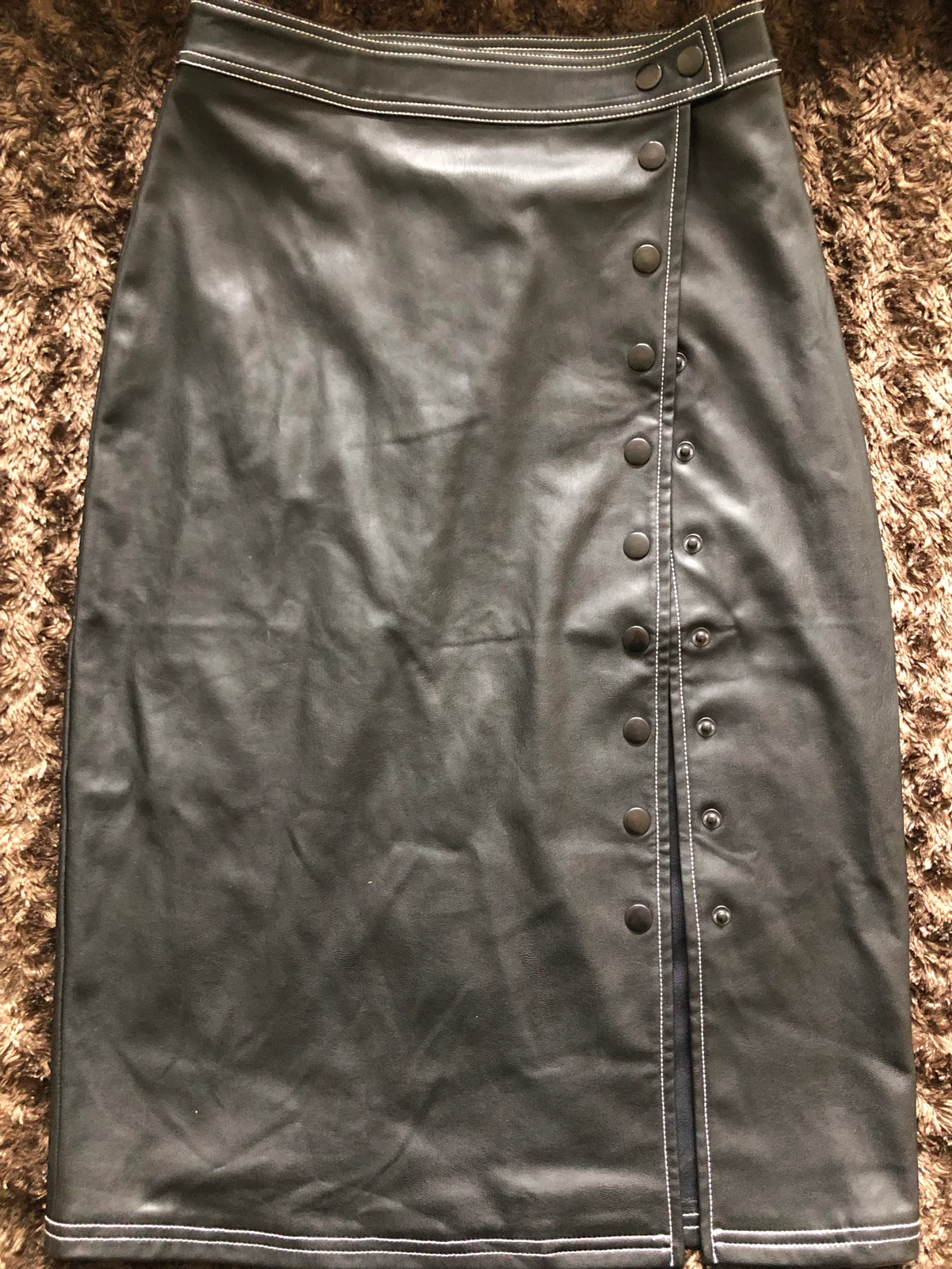 Fake leather high waisted skirt - 90