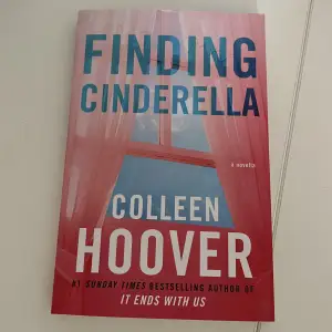 Finding Cinderella av Colleen Hoover. En bok som är del av Hopeless serien. Mycket bra skick då den är helt oläst🫶
