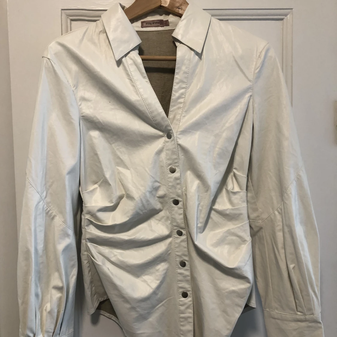 White fake leather shirt  - 90