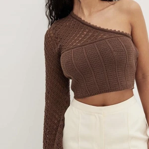 Mönsterstickad topp - Super fin brun topp helt oanvänd💕  Pris kan diskuteras🥰