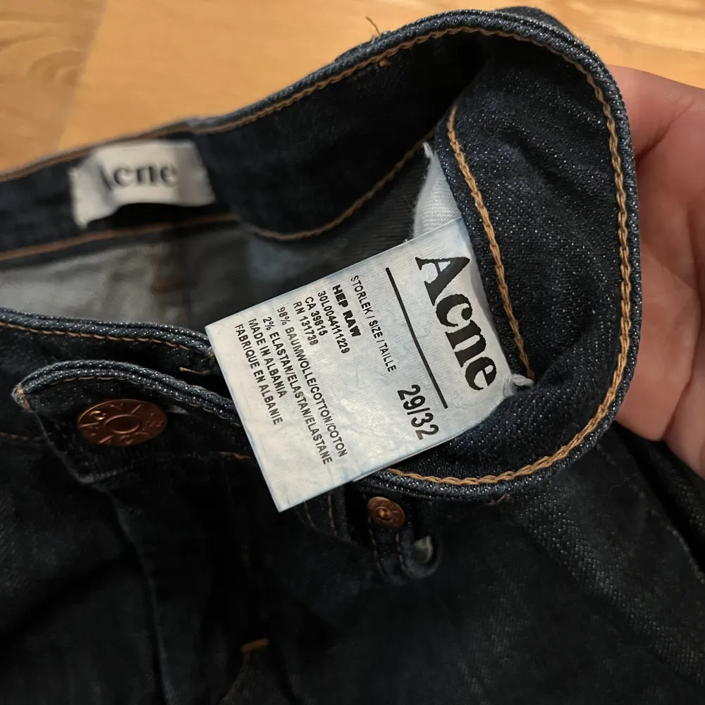 Acne jeans strl 29/32. Jeans & Byxor.