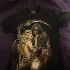 Emo - Knappast använd