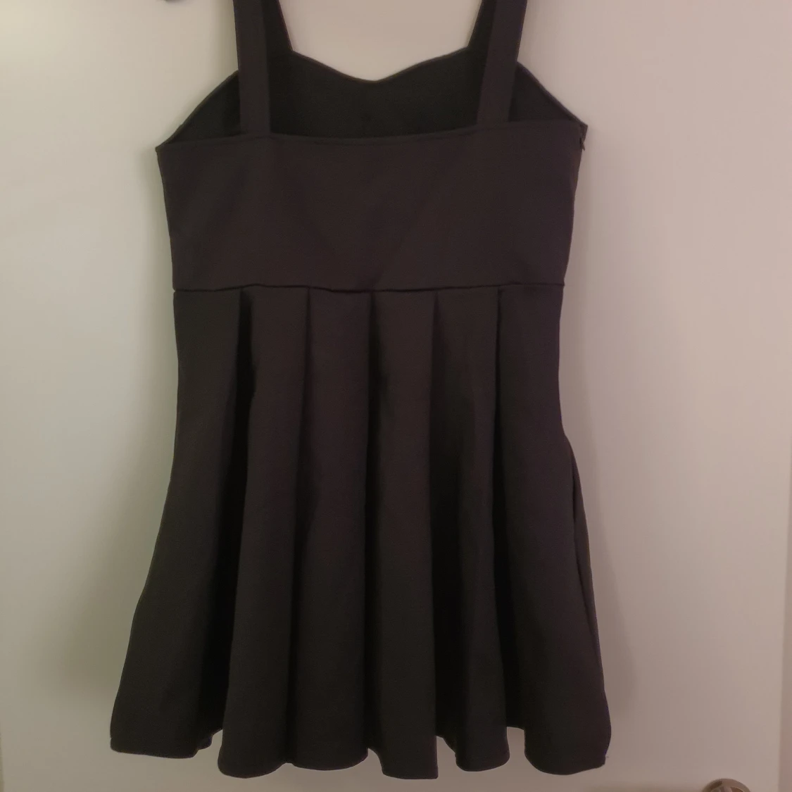 Miniklänning med knappar - 91