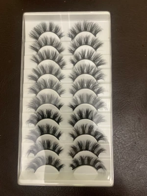 Lösögonfransar  - Helt nya lösögonfransar (10 par) i en mer dramatisk stil.  Kan hämtas eller mötas upp i Stockholm. Kan även skickas men då står köparen för frakten.  Pris kan diskuteras vid snabb affär! 💕 