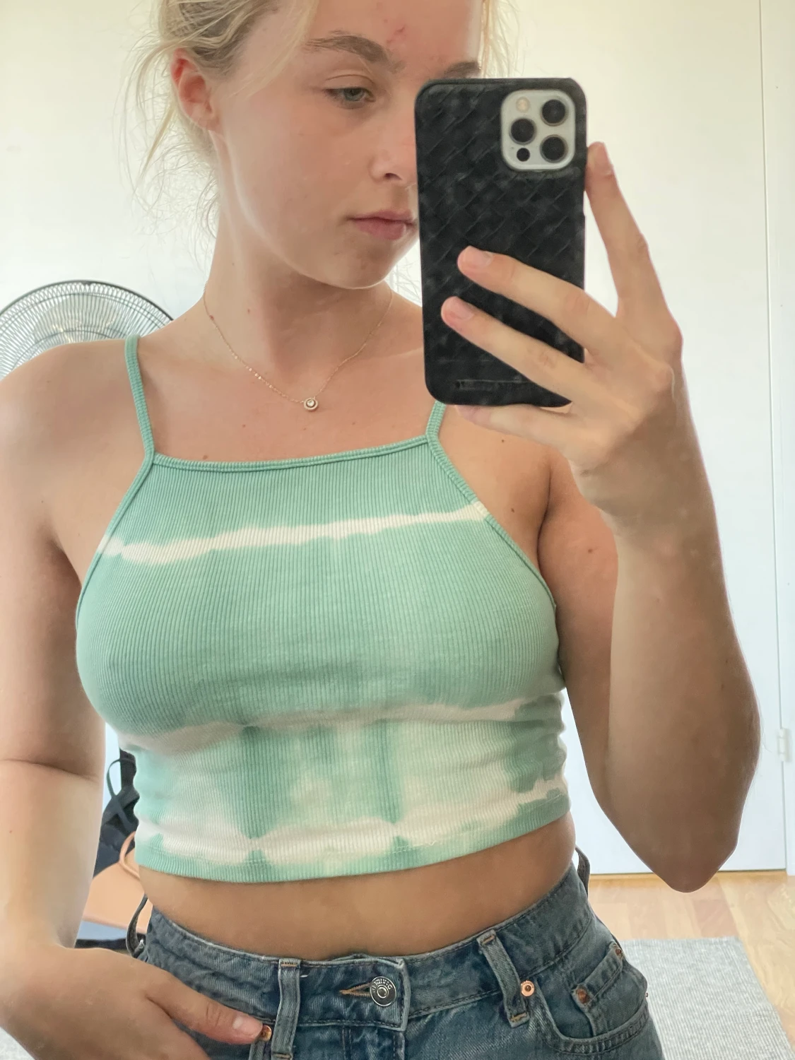 Tee