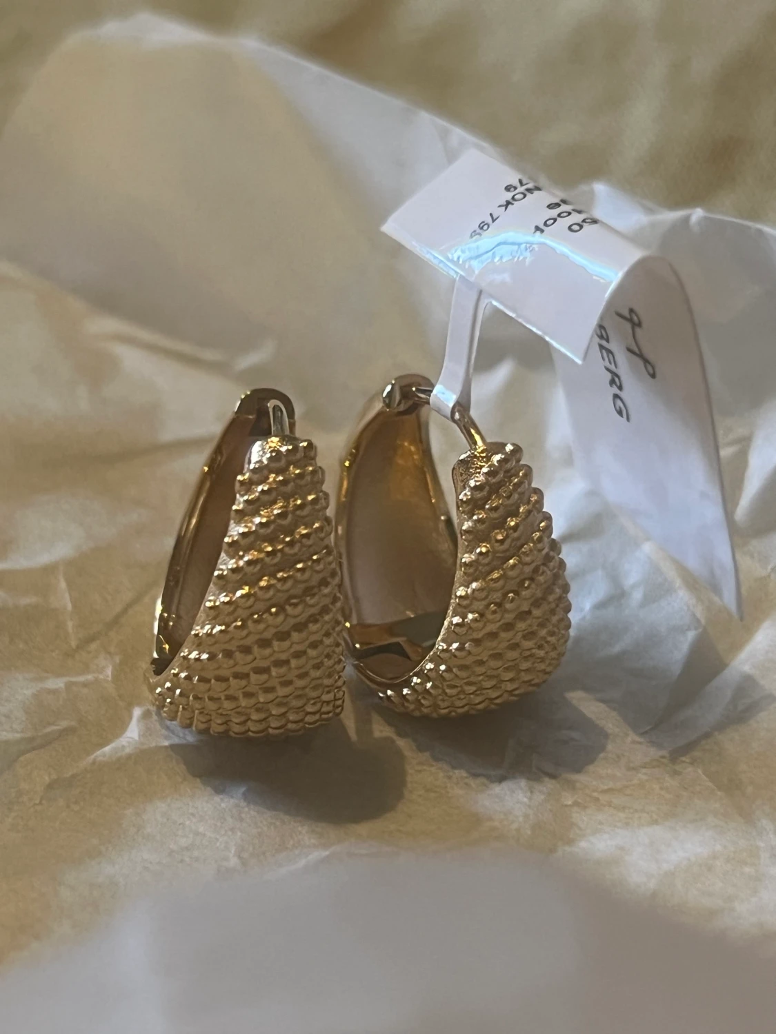 HONEYHOOPS LARGE MOCKBERG