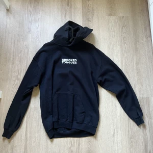 Hoddie  - Nyskick 