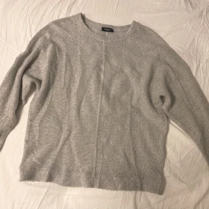 Stickad tröja  - Najs tröja perfekt till hösten 