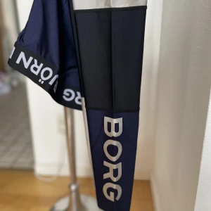 Björn Borg träningstights  - Snygga unika träningstights från Björn Borg. 