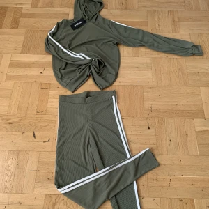 Grönt lounge set - Grönt set från Boohoo i stl M. Helt nya med lapparna kvar, då det va helt fel storlek. Jättemysigt material.🌸