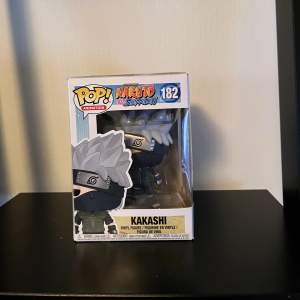 Kakashi pop figur  Köpt från gamestop 