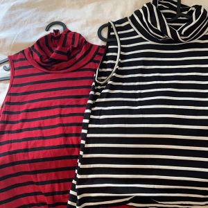 Polo linne - Båda i storlek M men jag har storlek XS.  50kr styck
