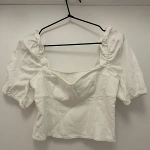 Topp - Så fin topp och sitter ännu finare på! 